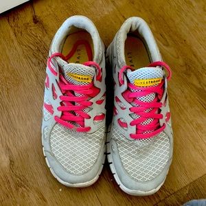 Nike Livestrong Free Run + 2 Gray Pink Running Shoes Women’s Size 6.5